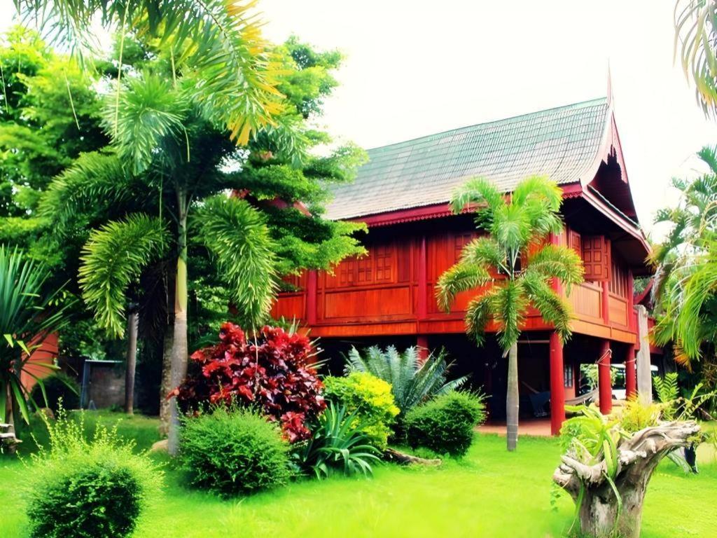 Umphangburiresort Екстер'єр фото