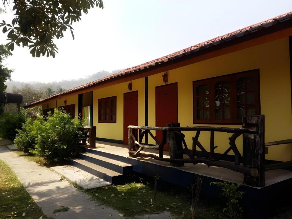 Umphangburiresort Екстер'єр фото