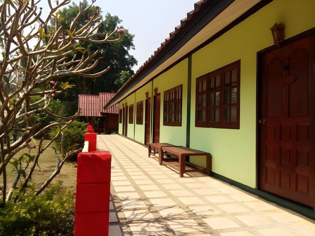 Umphangburiresort Екстер'єр фото
