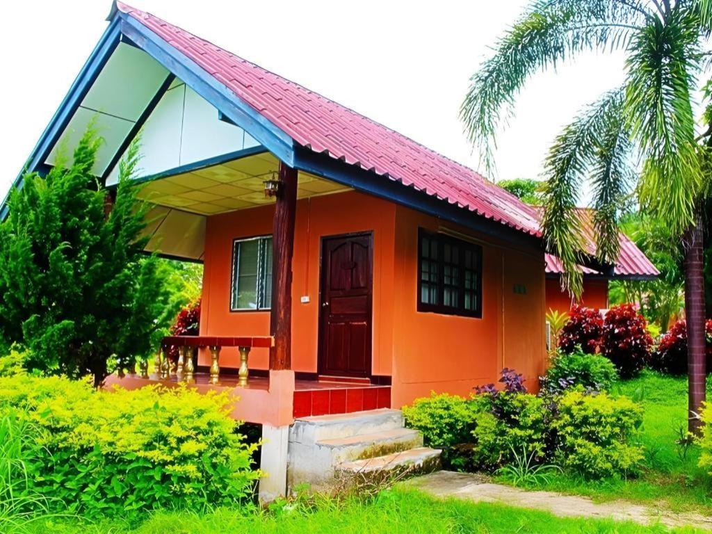 Umphangburiresort Екстер'єр фото